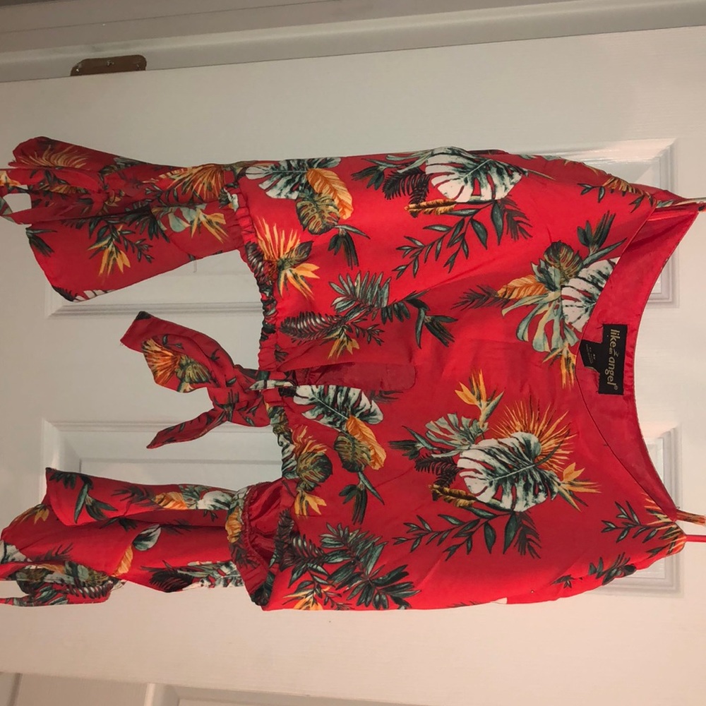 Crop top, floral print shirt